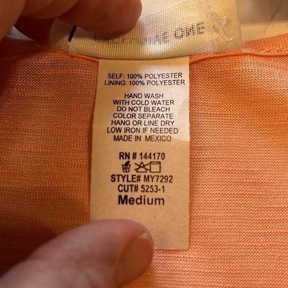 NWT-exclusive one-medium-Peach with cream lace-Fancy tank top blouse - Picture 4 of 7